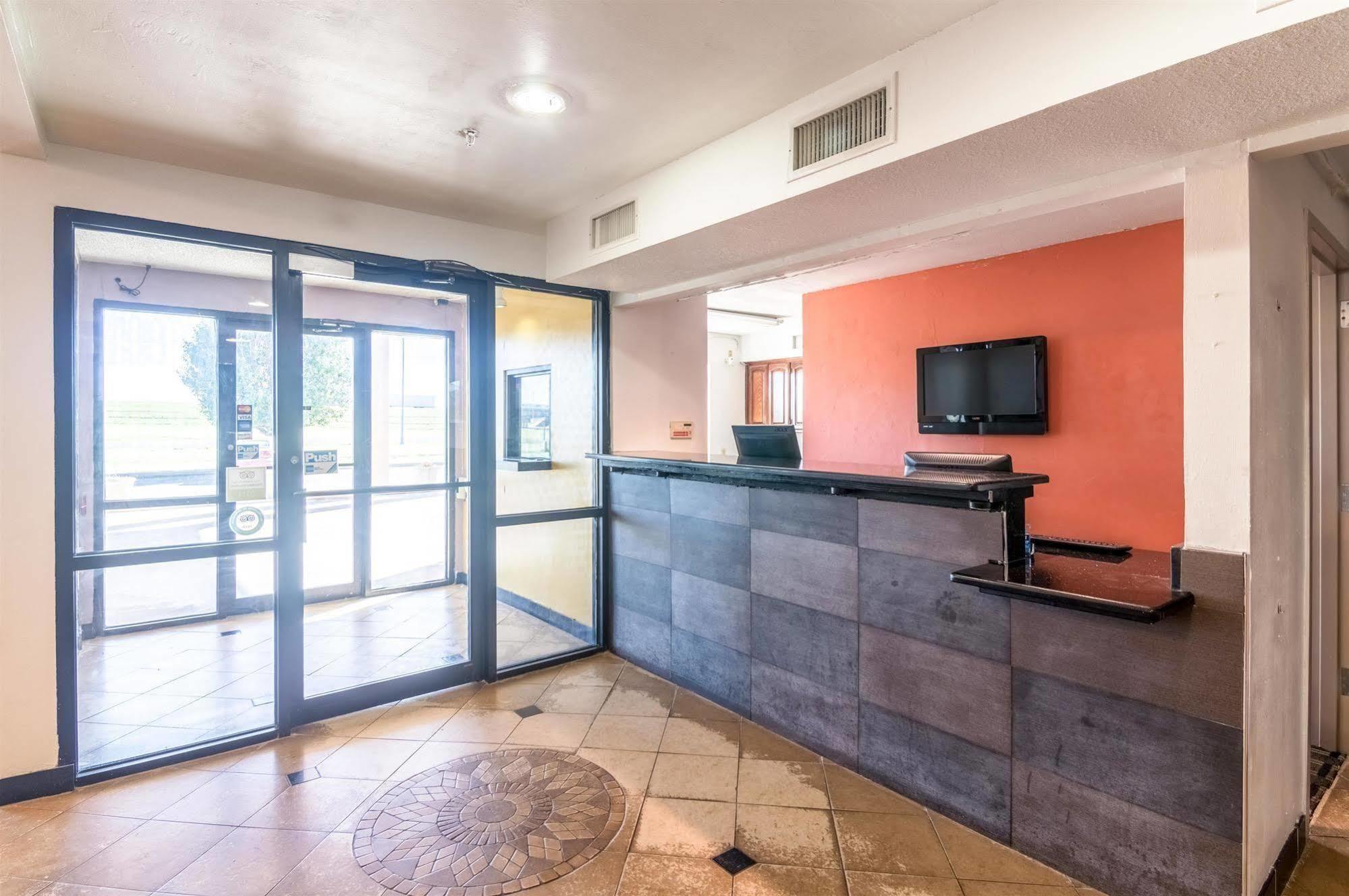 Motel 6 Erick Exterior photo
