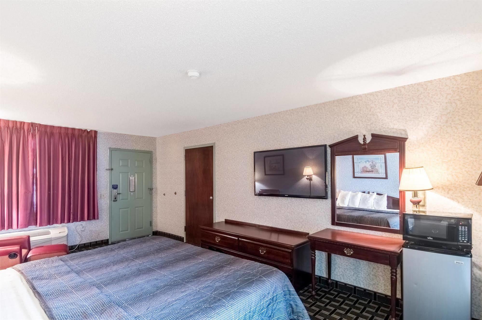 Motel 6 Erick Exterior photo